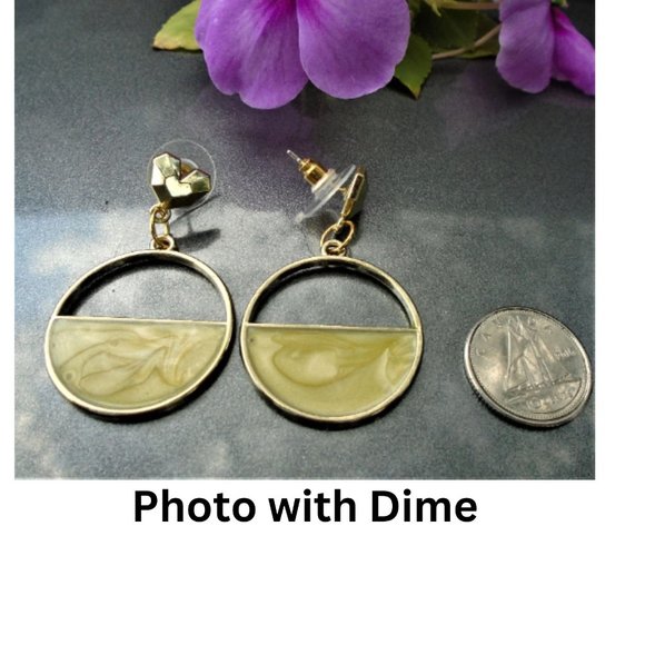 NWOT Retro 90's inspired sparkly swirly yellow enamel earrings three Styles GIFT - Picture 4 of 9